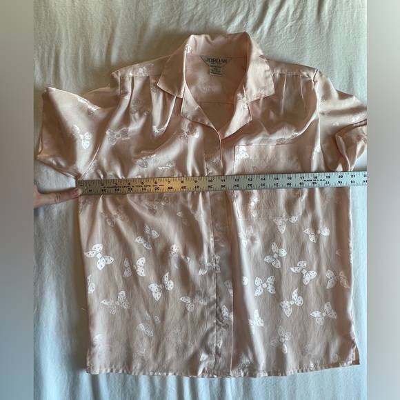 Vintage Jordan New York Button Up, V-Neck Pink Collared Blouse, Bow Print Sz 5/6 - Picture 8 of 11